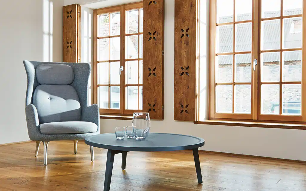 LINEA flat HA Holz-Alu-Fenster Hochwertige Fenstersprossen