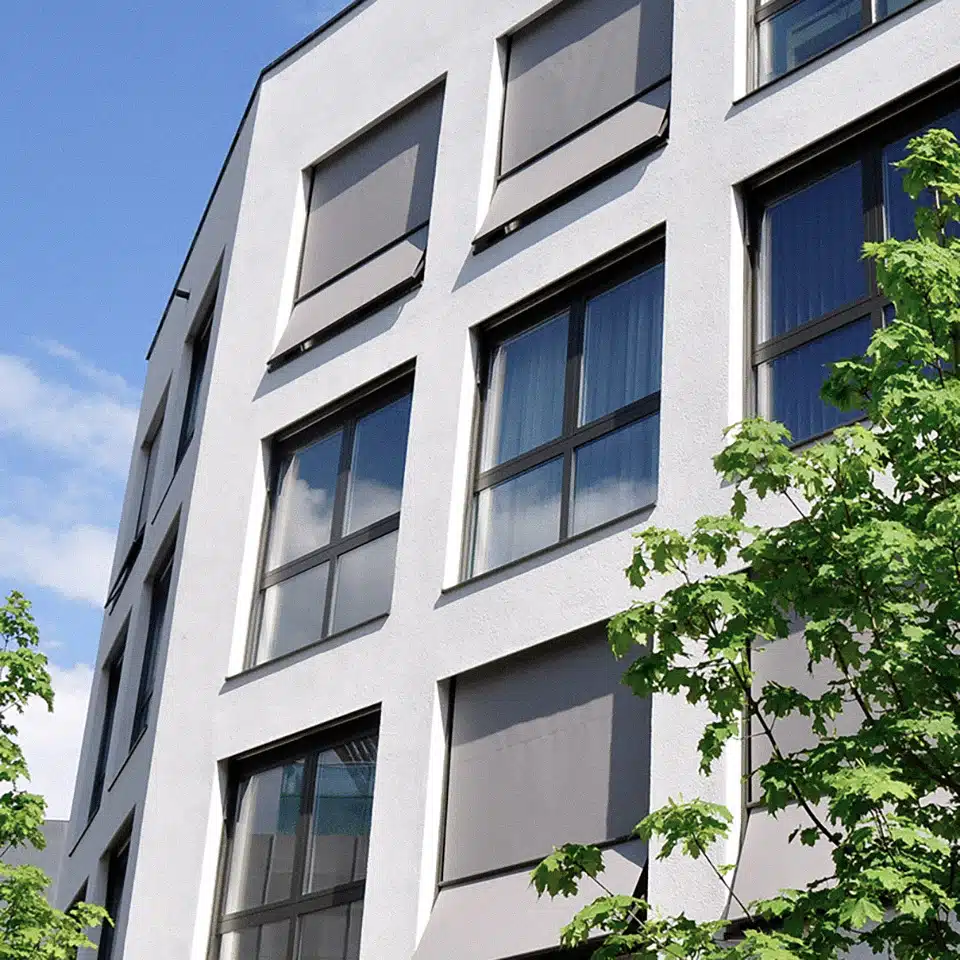 KATZBECK Fenster in schneebedeckter Berglandschaf